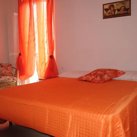 Eden Hotel 3*